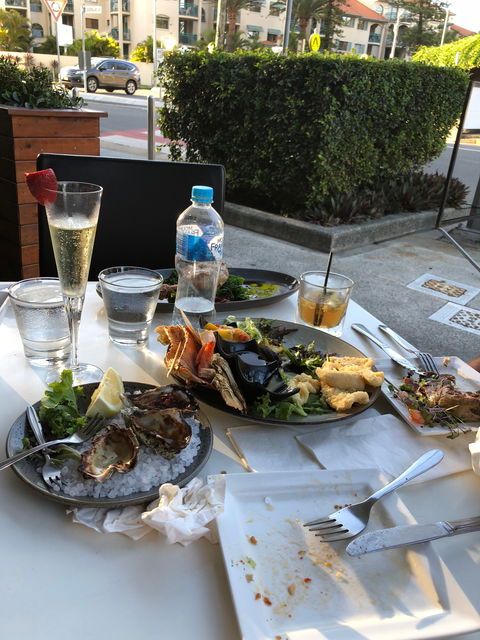 Yellowfin Seafood Restaurant - Tweed Heads Accommodation 4