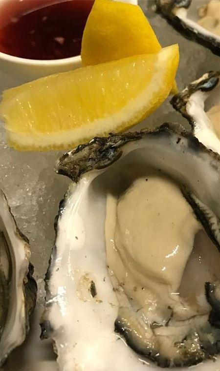RST Seafood Restaurant - Tweed Heads Accommodation 9