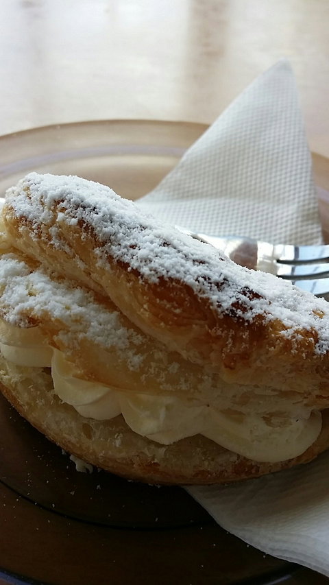 Ben & Sams Cafe & Bakehouse - Tweed Heads Accommodation 6