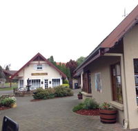 Alpenrose Lakeside Bistro  Bar - Tweed Heads Accommodation