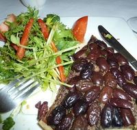 Valencia Vineyard Restaurant - Tweed Heads Accommodation