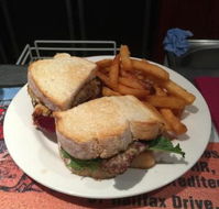 Bull and Bush Tavern - Tweed Heads Accommodation