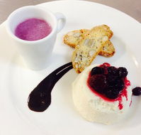 Flutes Restaurant - Tweed Heads Accommodation