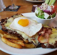 Willunga Hotel - Tweed Heads Accommodation