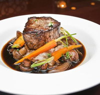 The Walnut Restaurant - Tweed Heads Accommodation