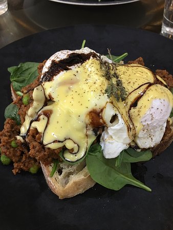 Gallery One - Tweed Heads Accommodation 0