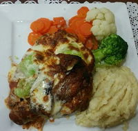 Simons Tavern Restaurant - Tweed Heads Accommodation