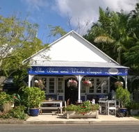 The Blue and White Teapot Cafe - Tweed Heads Accommodation
