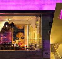 Adelphi Hotel - Tweed Heads Accommodation