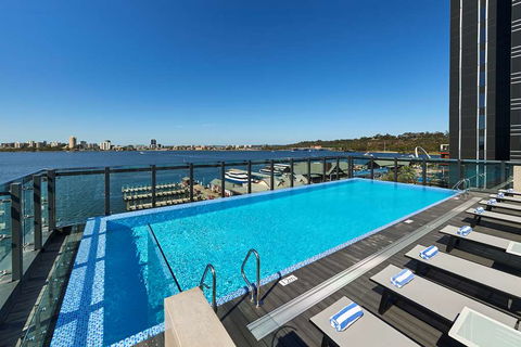 DoubleTree by Hilton Perth Waterfront - Tweed Heads Accommodation 10