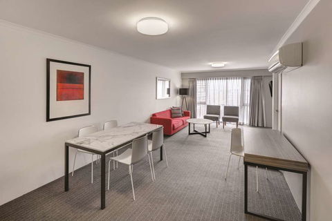 Adina Serviced Apartments James Court - Tweed Heads Accommodation 5