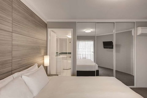 Adina Serviced Apartments James Court - Tweed Heads Accommodation 10