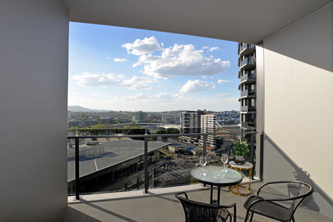 Arise Brisbane One - Tweed Heads Accommodation 6