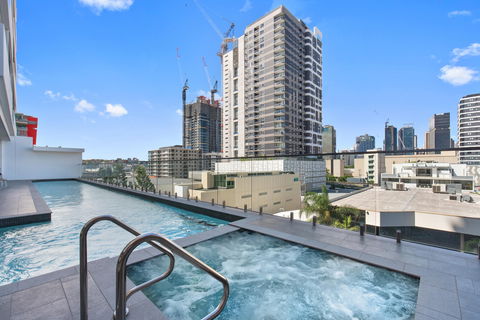 Arise Ivy And Eve - Tweed Heads Accommodation 1