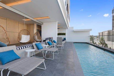 Arise Ivy And Eve - Tweed Heads Accommodation 3