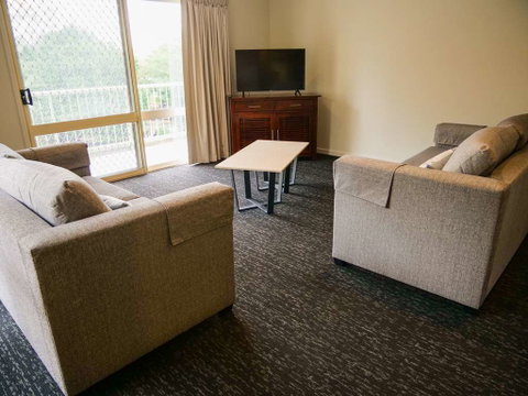 Nightcap at Hinterland Hotel - Tweed Heads Accommodation 1