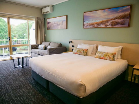 Nightcap at Hinterland Hotel - Tweed Heads Accommodation 3