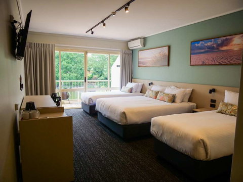 Nightcap at Hinterland Hotel - Tweed Heads Accommodation 8