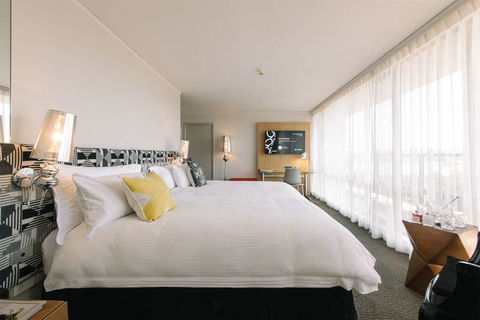 QT Canberra - Tweed Heads Accommodation 6