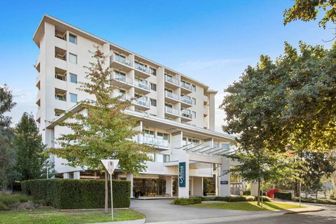 Adina Serviced Apts Canberra Dickson - Tweed Heads Accommodation 2