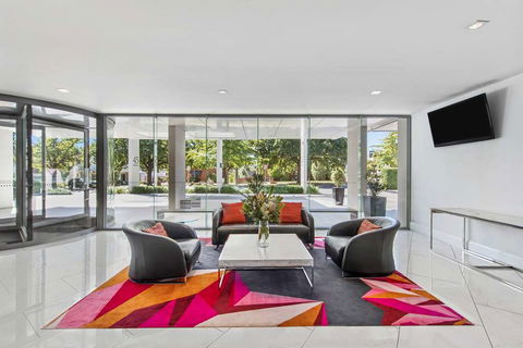 Adina Serviced Apts Canberra Dickson - Tweed Heads Accommodation 3