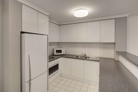 Adina Serviced Apartments James Court - Tweed Heads Accommodation 7