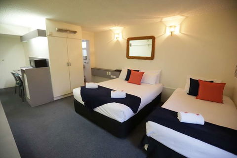 Emerald Central Hotel - Tweed Heads Accommodation 5