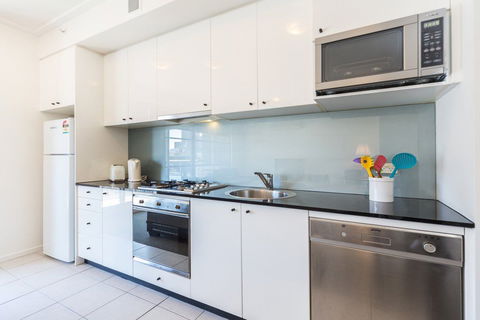 Astra Apartments Sydney CBD - Tweed Heads Accommodation 2