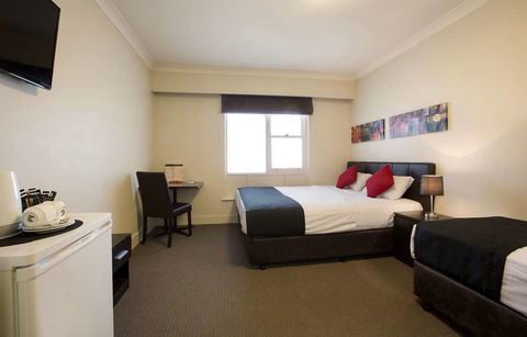 Enfield Hotel - Tweed Heads Accommodation 2