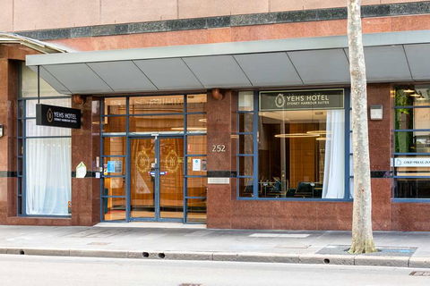 YEHS Hotel Sydney Harbour Suites - Tweed Heads Accommodation 0