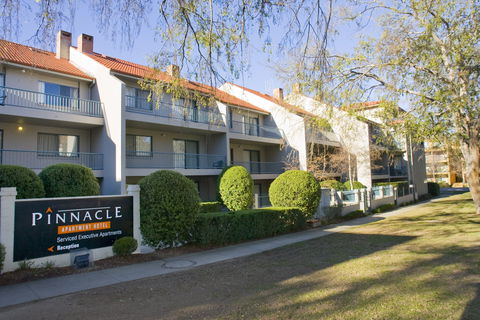 Pinnacle Apartments - Tweed Heads Accommodation 0