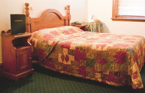 O'Malleys Hotel - Tweed Heads Accommodation 1