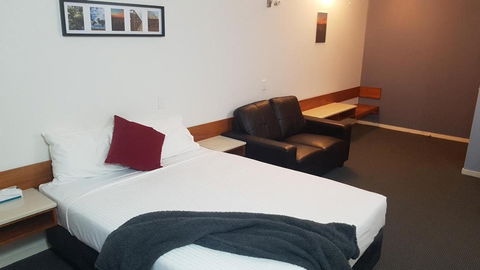 Ayr Traveller's Motel - Tweed Heads Accommodation 5