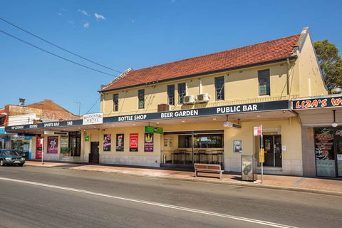 Nightcap At Regents Park Hotel - Tweed Heads Accommodation 0