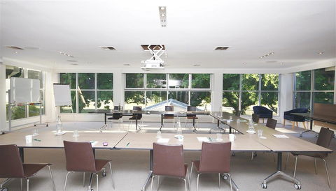 Forrest Hotel & Apartments - Tweed Heads Accommodation 4