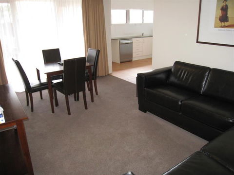 Forrest Hotel & Apartments - Tweed Heads Accommodation 3