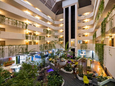 Novotel Darwin Atrium - Tweed Heads Accommodation 2