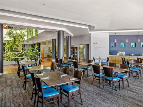 Novotel Darwin Atrium - Tweed Heads Accommodation 11