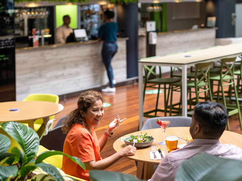 Novotel Darwin Atrium - Tweed Heads Accommodation 13