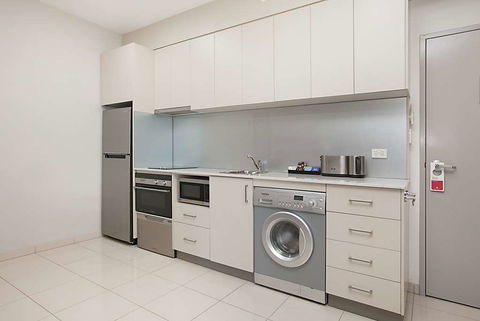 Ramada Suites Zen Quarter Darwin - Tweed Heads Accommodation 5