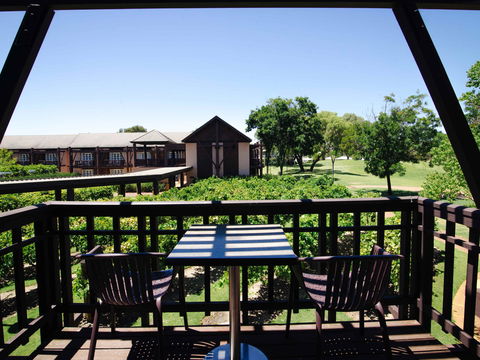 Novotel Swan Valley Vines Resort Hotel - Tweed Heads Accommodation 0