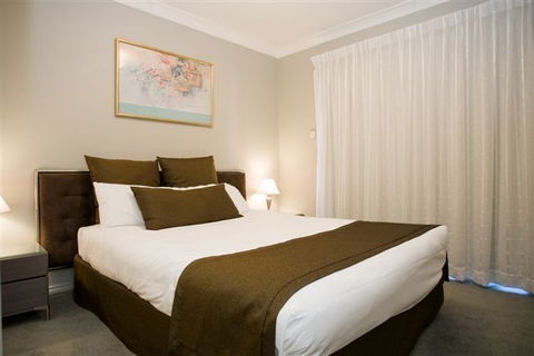 Pinnacle Apartments - Tweed Heads Accommodation 1