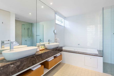RACV Noosa Resort - Tweed Heads Accommodation 2
