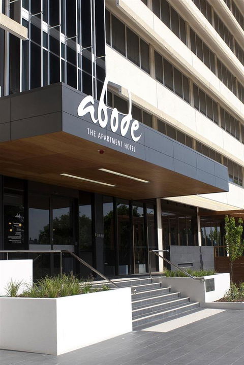 Abode Woden - Tweed Heads Accommodation 0