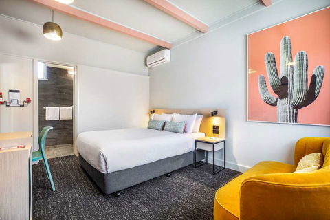 Sandbelt Club Hotel - Tweed Heads Accommodation 2