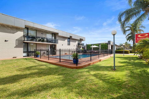 Econo Lodge All Seasons Mildura - Tweed Heads Accommodation 2