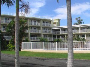 Cabarita Lake Apartments - Tweed Heads Accommodation 0