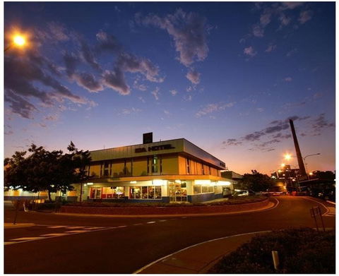 Isa Hotel - Tweed Heads Accommodation 0