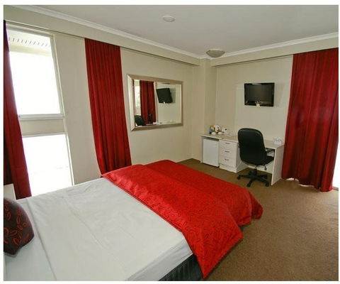 Isa Hotel - Tweed Heads Accommodation 3