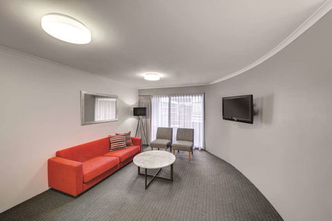 Adina Serviced Apartments James Court - Tweed Heads Accommodation 12